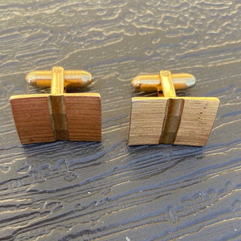 Vintage Cuff Links goldtone metal ridged oblong - Picture 2 of 8